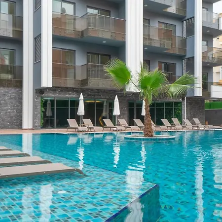 Квартира 1+1 Класса Люкс На Клеопатре Daire Alanya